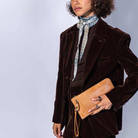 Jett Wristlet In Buffed Leather