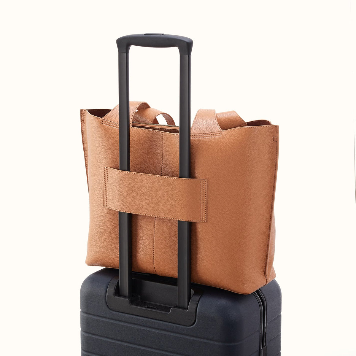 Vida Large Tote In Micro Pebbled Leather