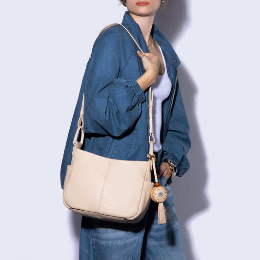 Sheila Crossbody With Charm In Pebbled Leather - Stonewash