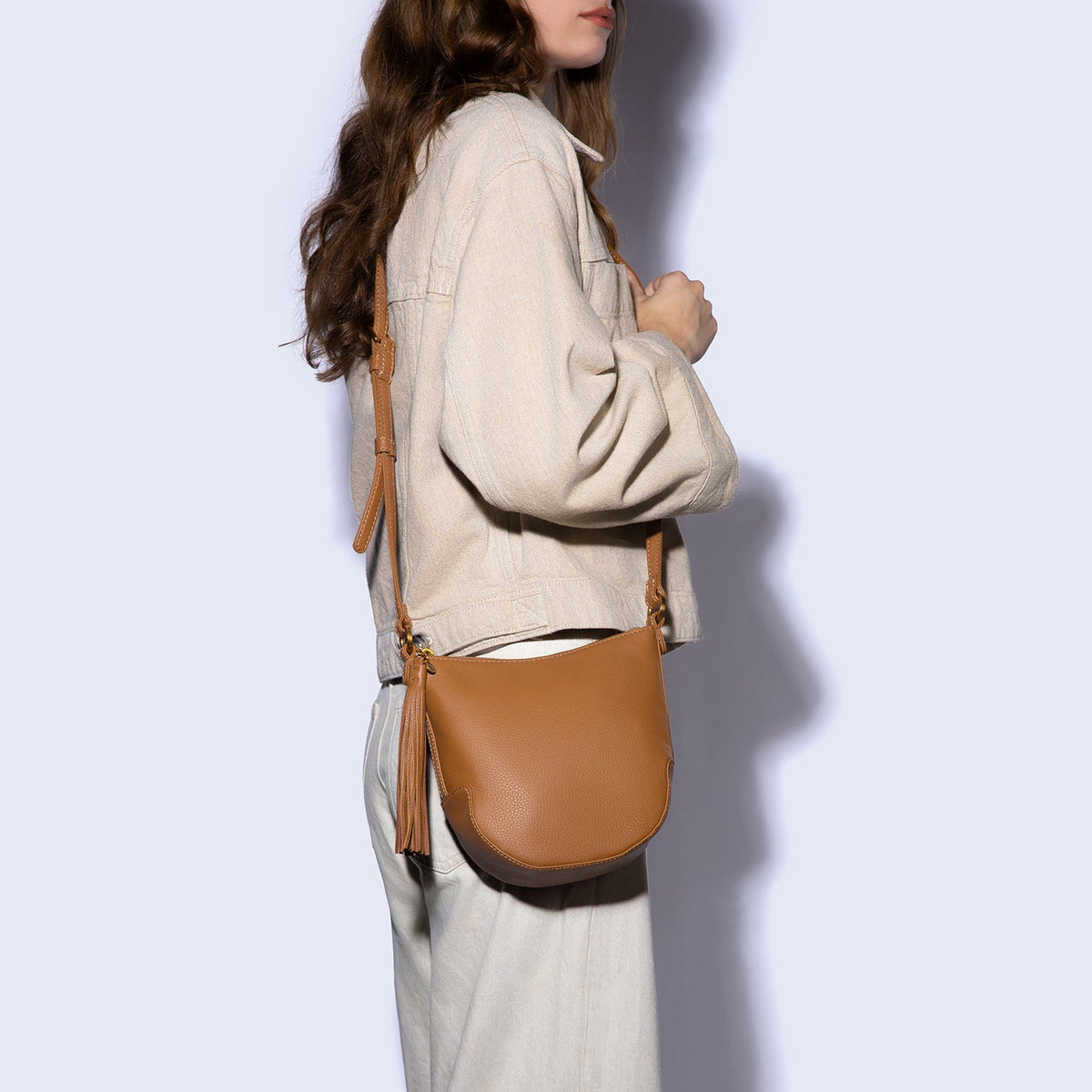 Lexi Crossbody In Pebbled Leather - Timber Brown