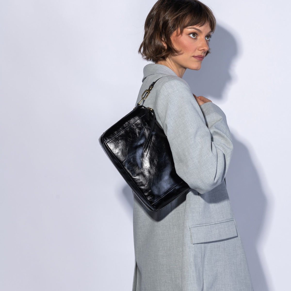 Darcy Carry-All Crossbody In Polished Leather